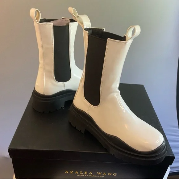 Azalea Wang “Akira Ghosted” White + Black Chelsea Boots NWT Size 7 - Picture 3 of 16